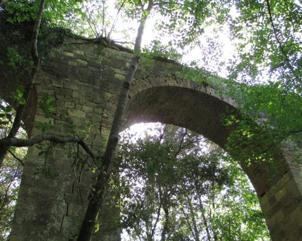 Immagine Bilancio, 400mila euro a Collesalvetti per il sentiero lungo l’Acquedotto Leopoldino